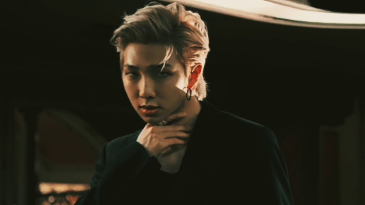 BTS JIN - 