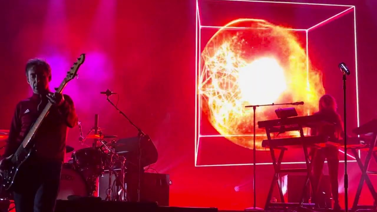 Faithless - ‘Forever Free’ & ‘Yeke Yeke’ (Mory Kante cover) live at O2 Brixton Academy, 14 Nov 2024