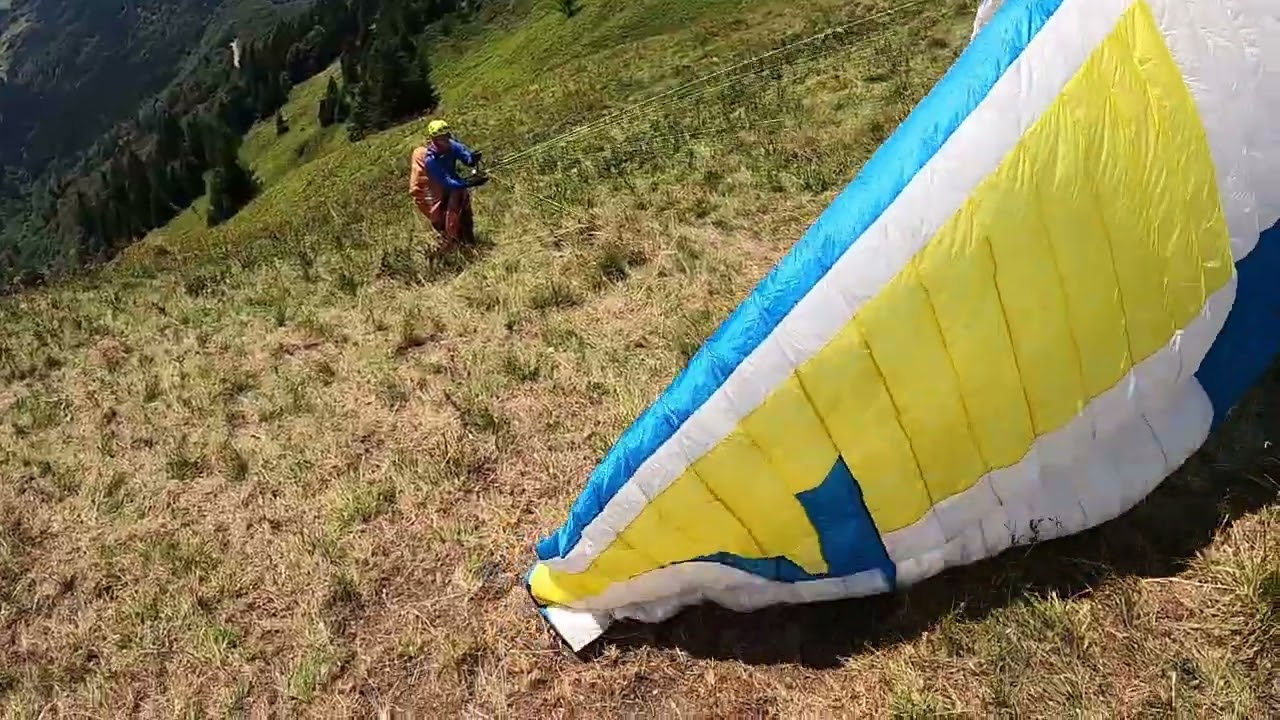 Slovenia paragliding