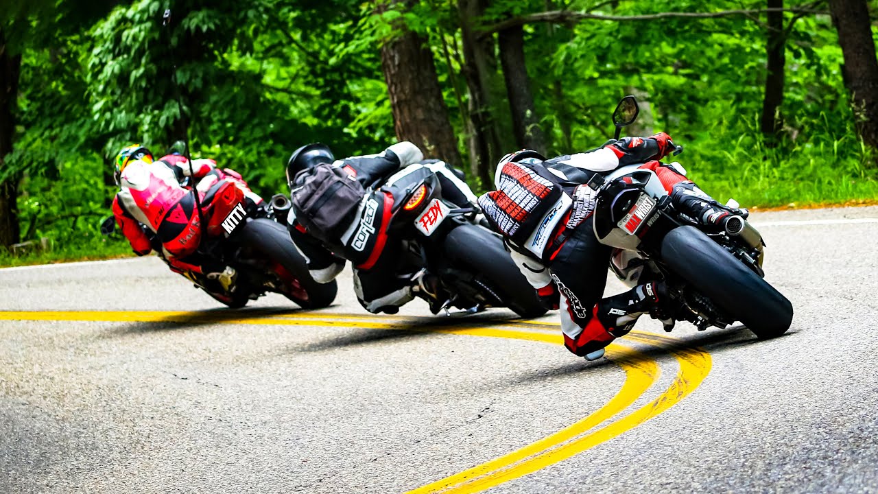 CBR1000RR vs GSXR1000R vs S1000RR | Tail of the Dragon 🐉
