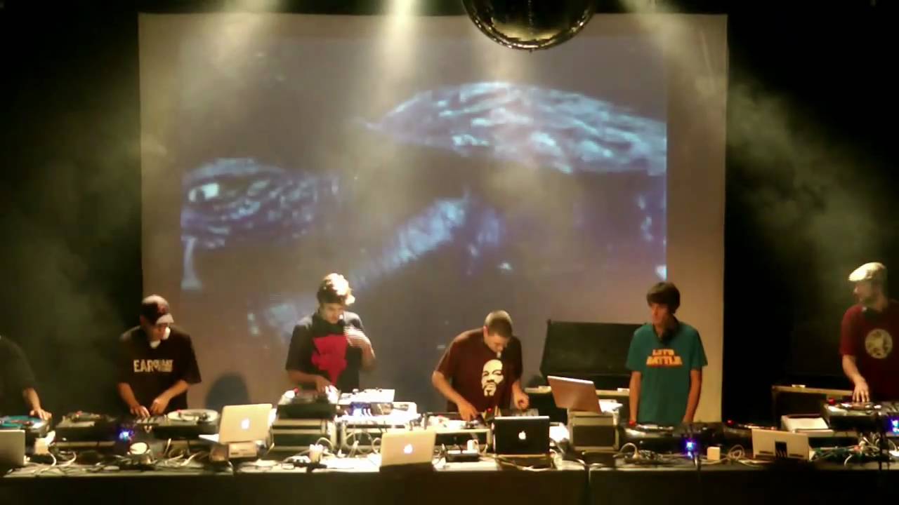 Dj Grazzhoppa's Dj Bigband - Back To Scratch