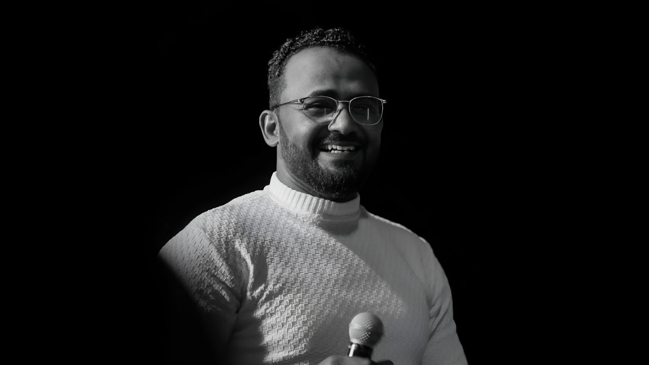يا عازة الفراق طال ... الجميل الفنان د.محمد دفع الله 💞