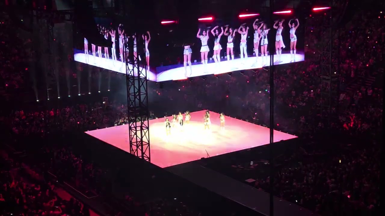 260109 TWICE - This Is For // This Is For World Tour 2026  Vancouver Day 1