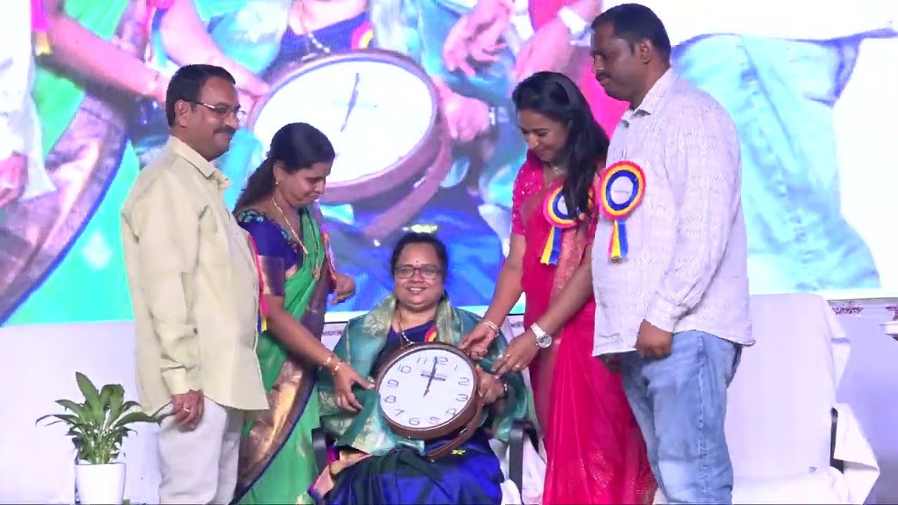 PRIZE DISTRIBUTION & GUEST FELICITATION