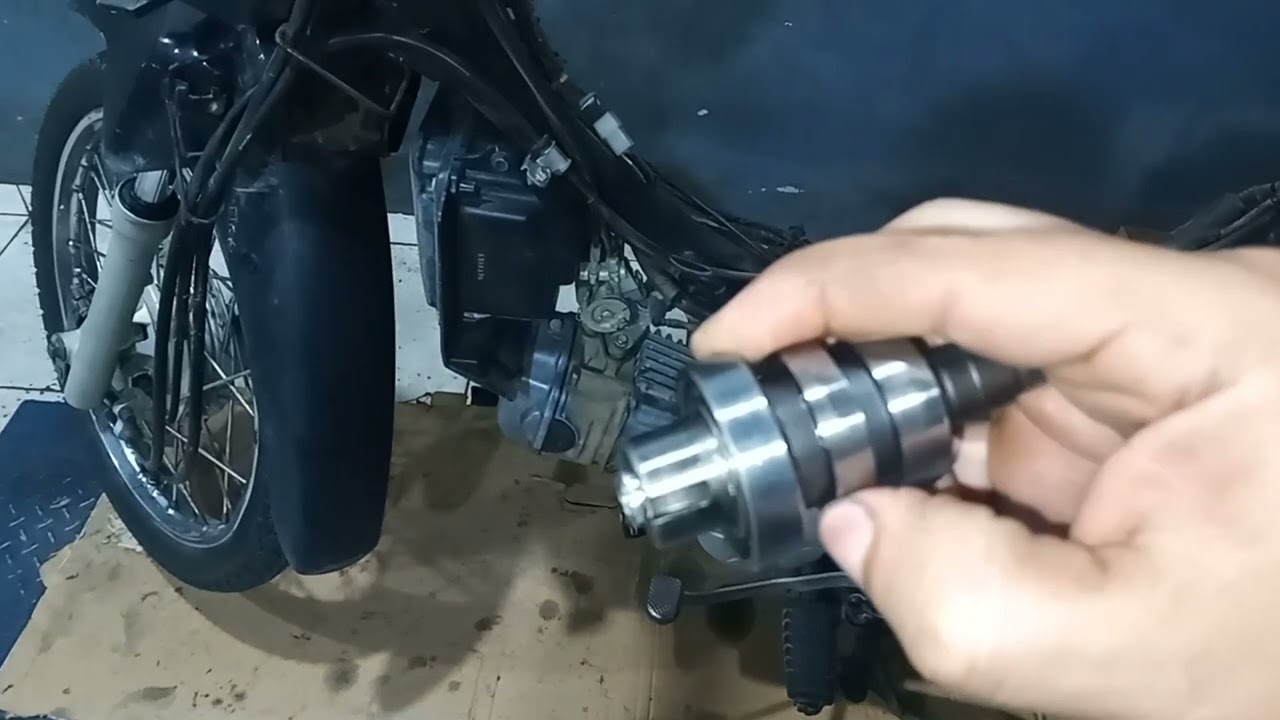 Biz 110i não segura marcha lenta, com barulho no motor. simples de resolver!