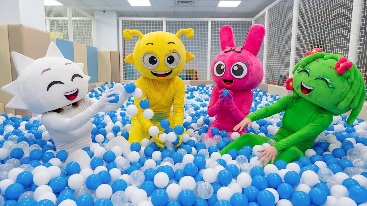Pinki, Wenda, Simon & Vineria Having Fun in the Colorful Ball Pit