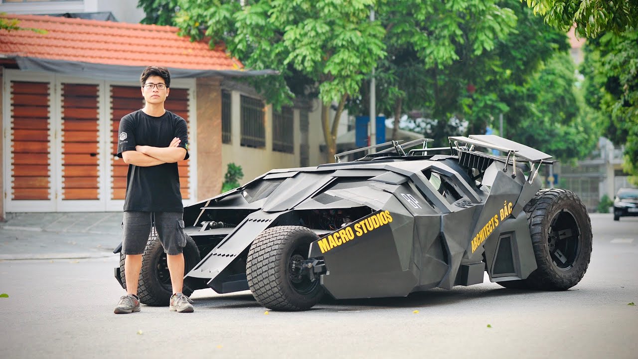 Student builds Batmobile in his garage