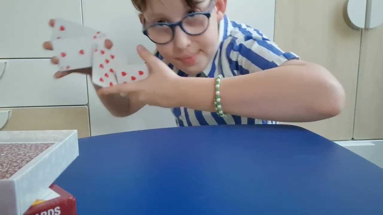 LUFIPAKLI PART 2🎈😅 (FELHŐTLEN RÖMIKÁRTYA KÁRTYABONTÁS BY RODOLFLORIAN) 