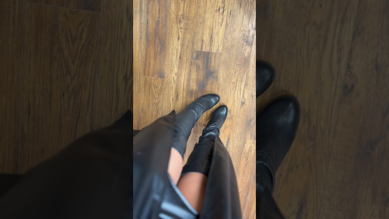 So in love with my Leather boots & trench coat 🧥 🖤 #ootd #boots #leather #fashion #trenchcoat