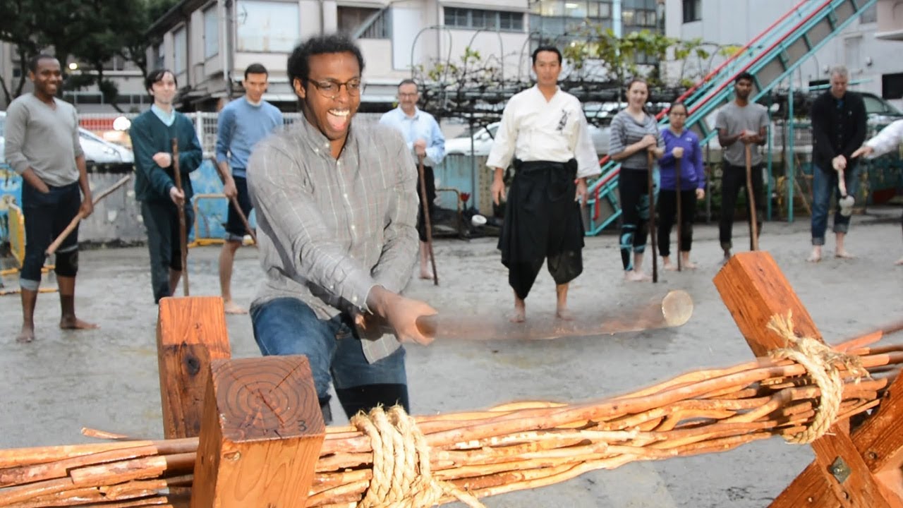 「一撃必殺」の自顕流を体験　ＭＩＴなどの空手部員