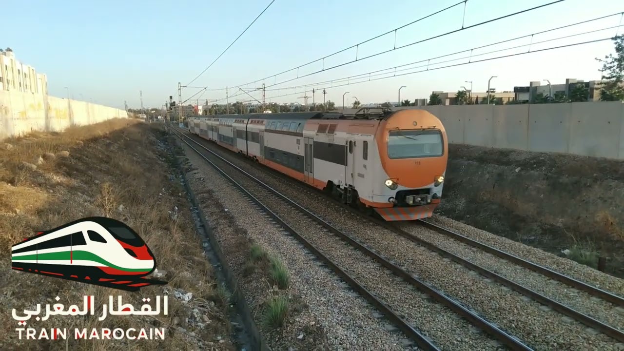كروازمة لقطارين 1 القادم من سطات 2 باتجاه سطات قرب محطة بوسكورة