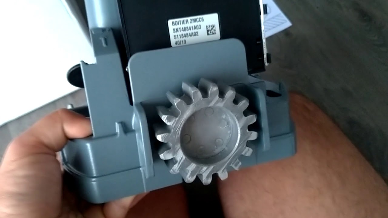 Simple Move 102 unboxing - sliding gate drive