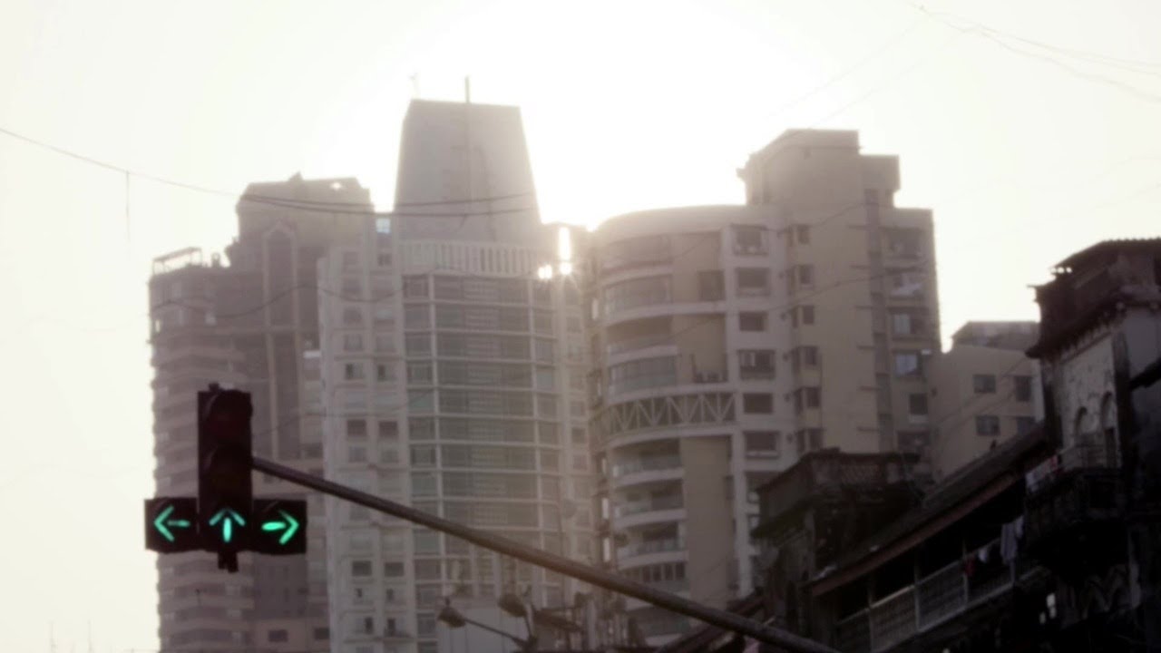 Inside Mumbai's Biggest Tourist Scams - Bollywood Cons Exposed