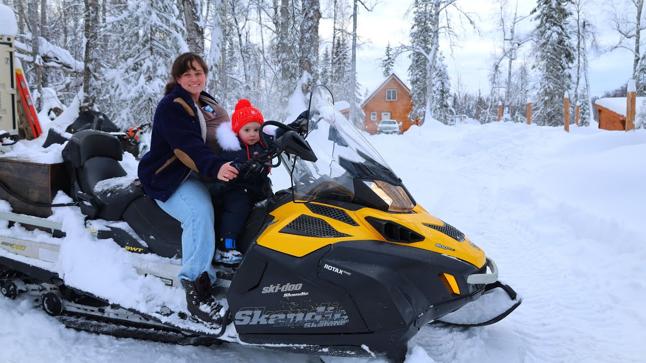Full Day in The Life on The Winter Homestead 
