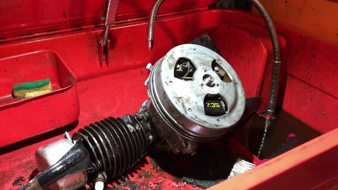 Demontage du Moteur de Solex