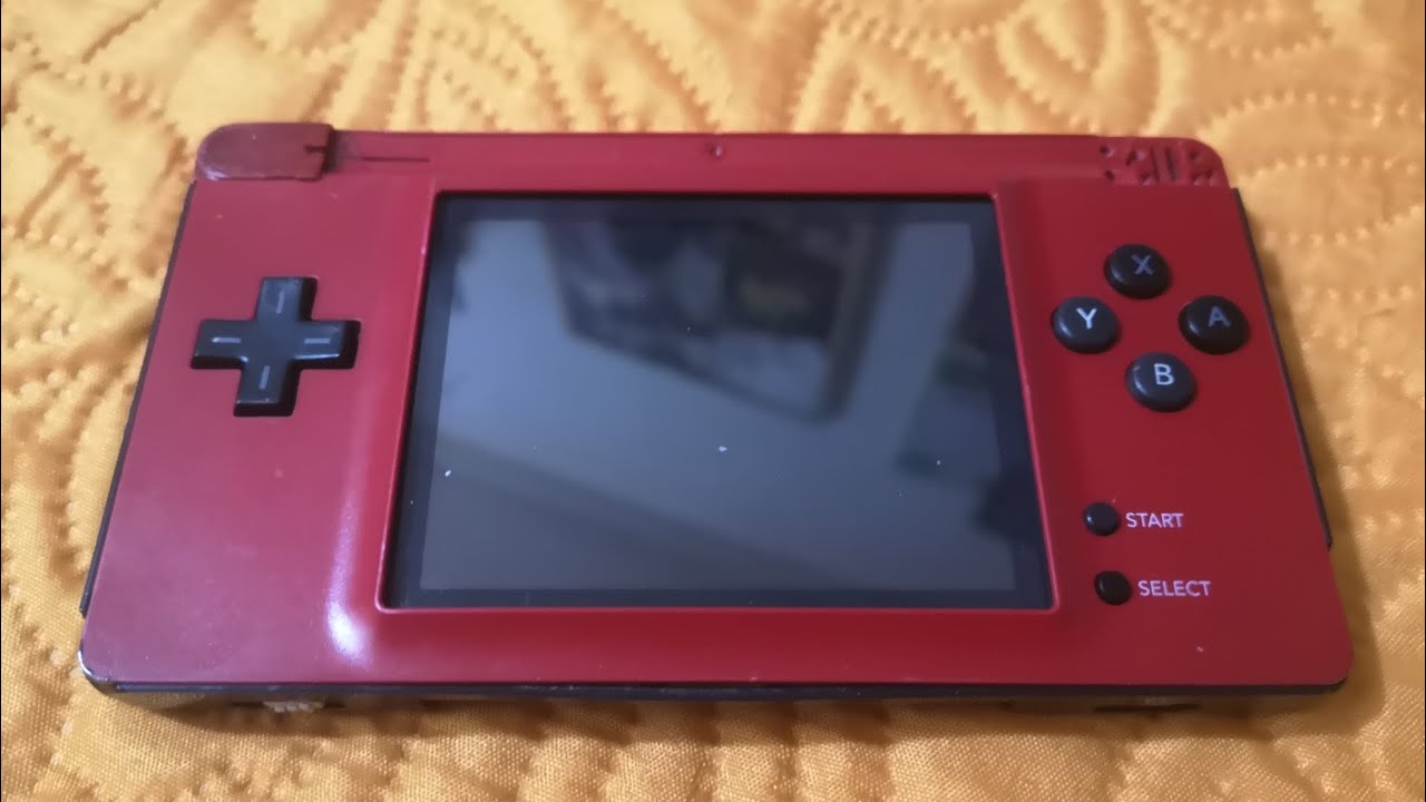 Come costruire un #GameBoy Macro partendo da un #Nintendo Ds Lite - Tutorial su scheda madre