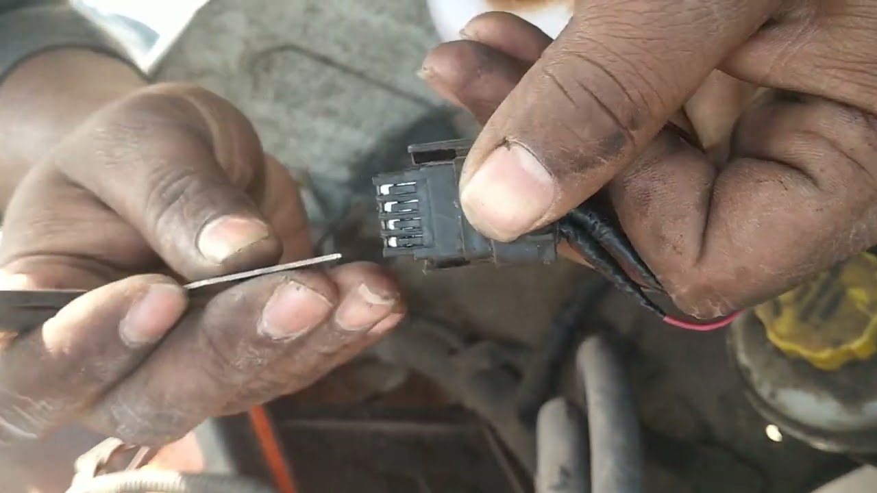Mahindra Bolero pickup diesel starting problem wiring shot 👍#viral #car #mahindra गाड़ी स्टार्ट 