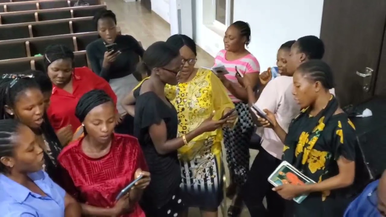 &Egrave;mi Pẹ̀l&uacute; Wọn Ni Y&iacute;&ograve; Kọ - Tonic Solfa - De Emeralds Choir (Arranged by Femi Faroore)