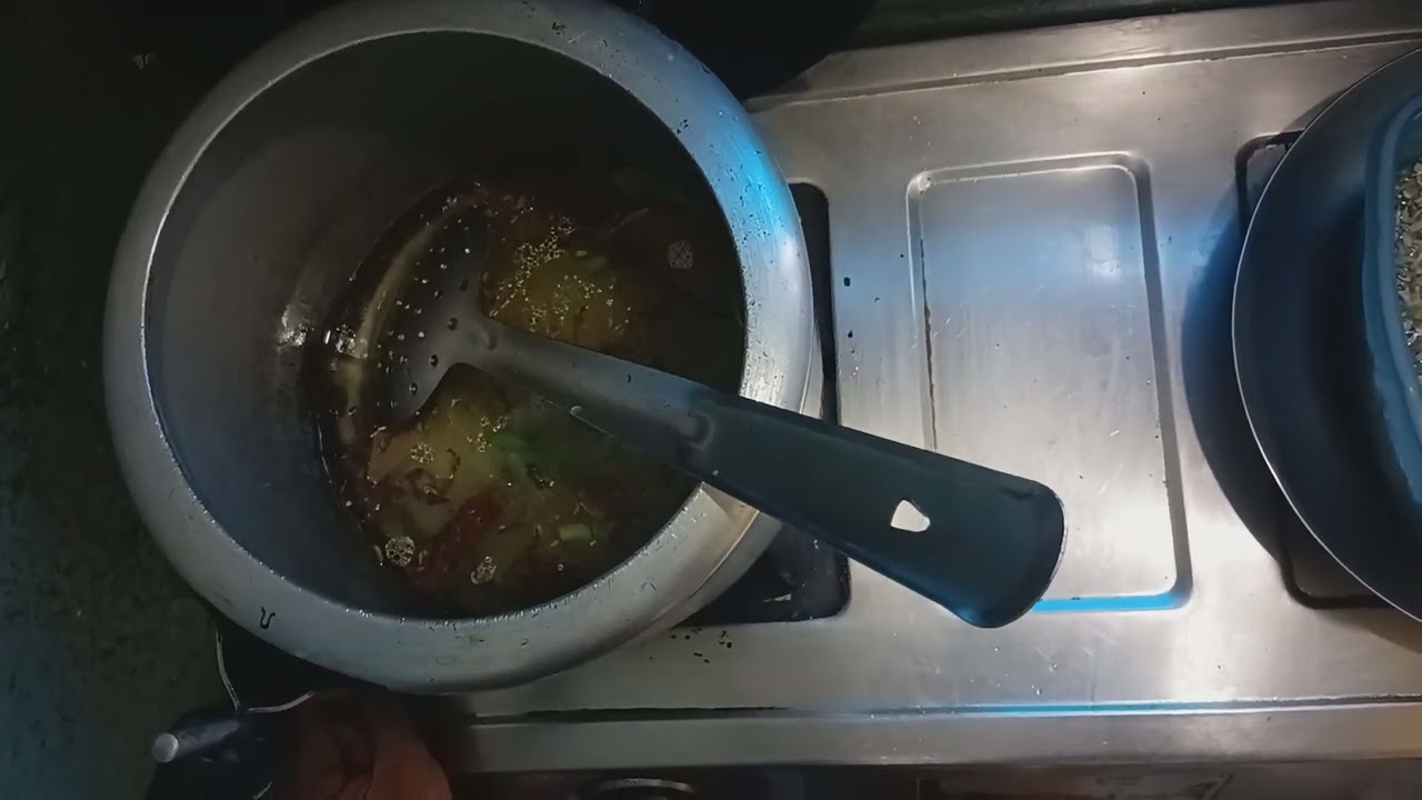 Hari dal ki khichedi