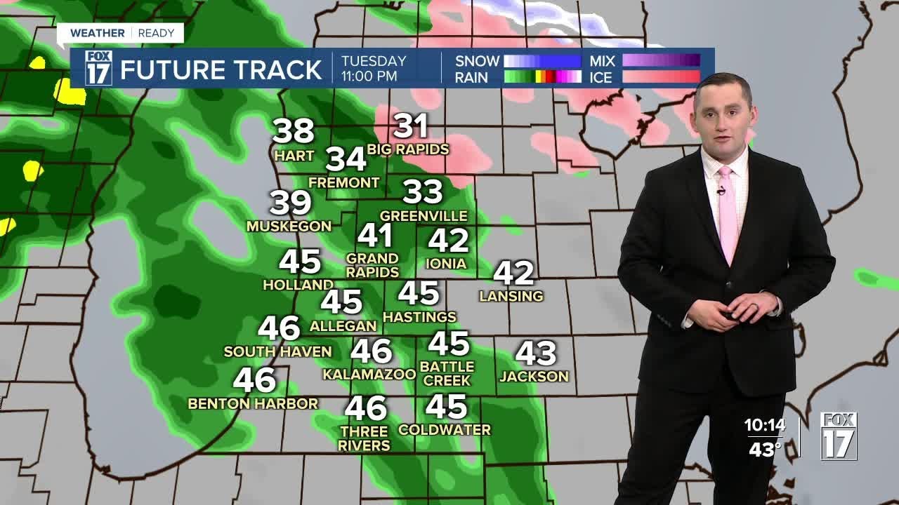 Tonight's Forecast: Patchy fog, staying warm