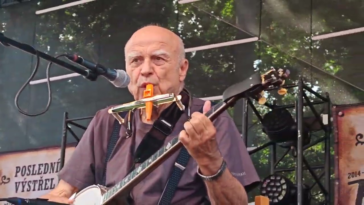 Ivan Mládek Strážnice 6.7.2024 Heč, Heč, Heč