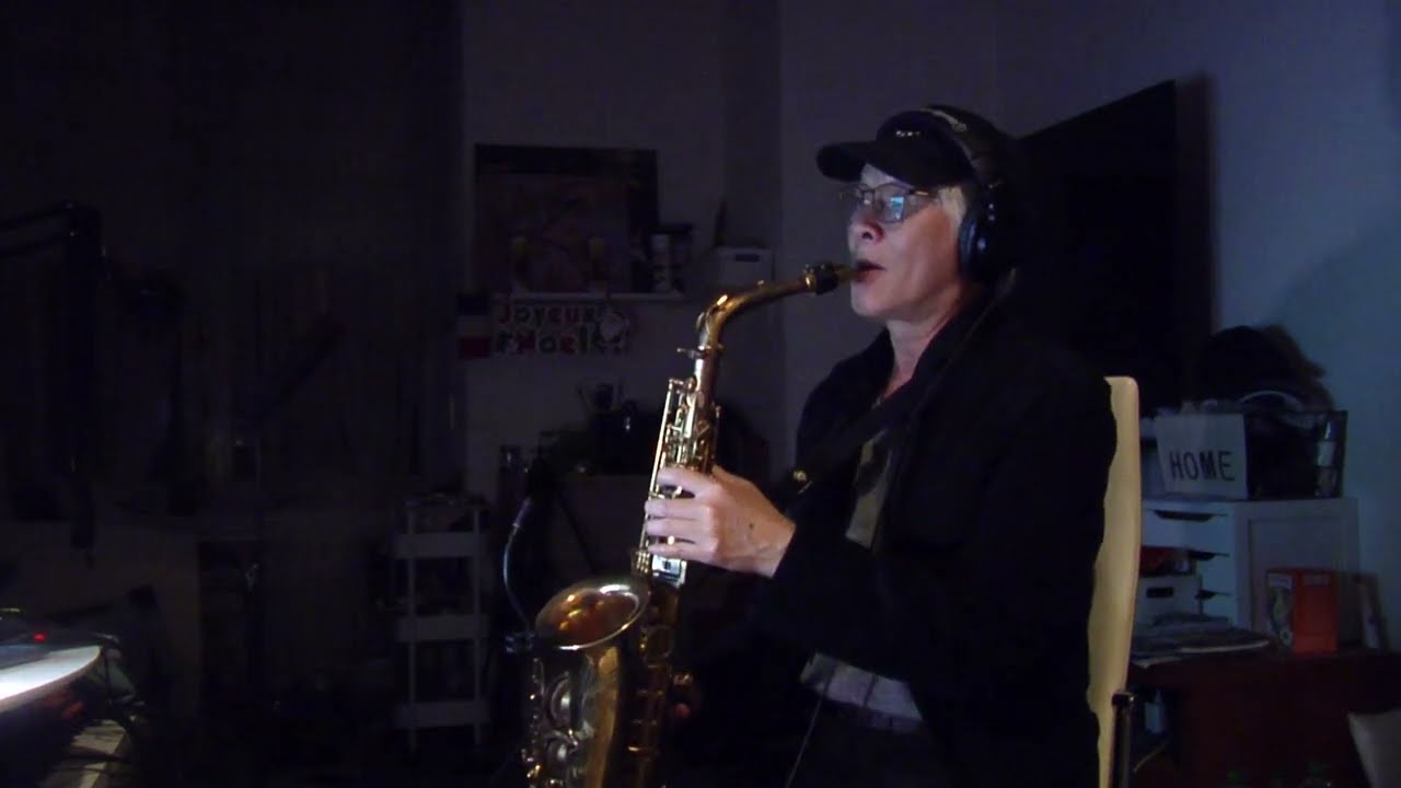 Hey Jude :The Beatles : Reggae vs cover : NVHoa  Alto SAX