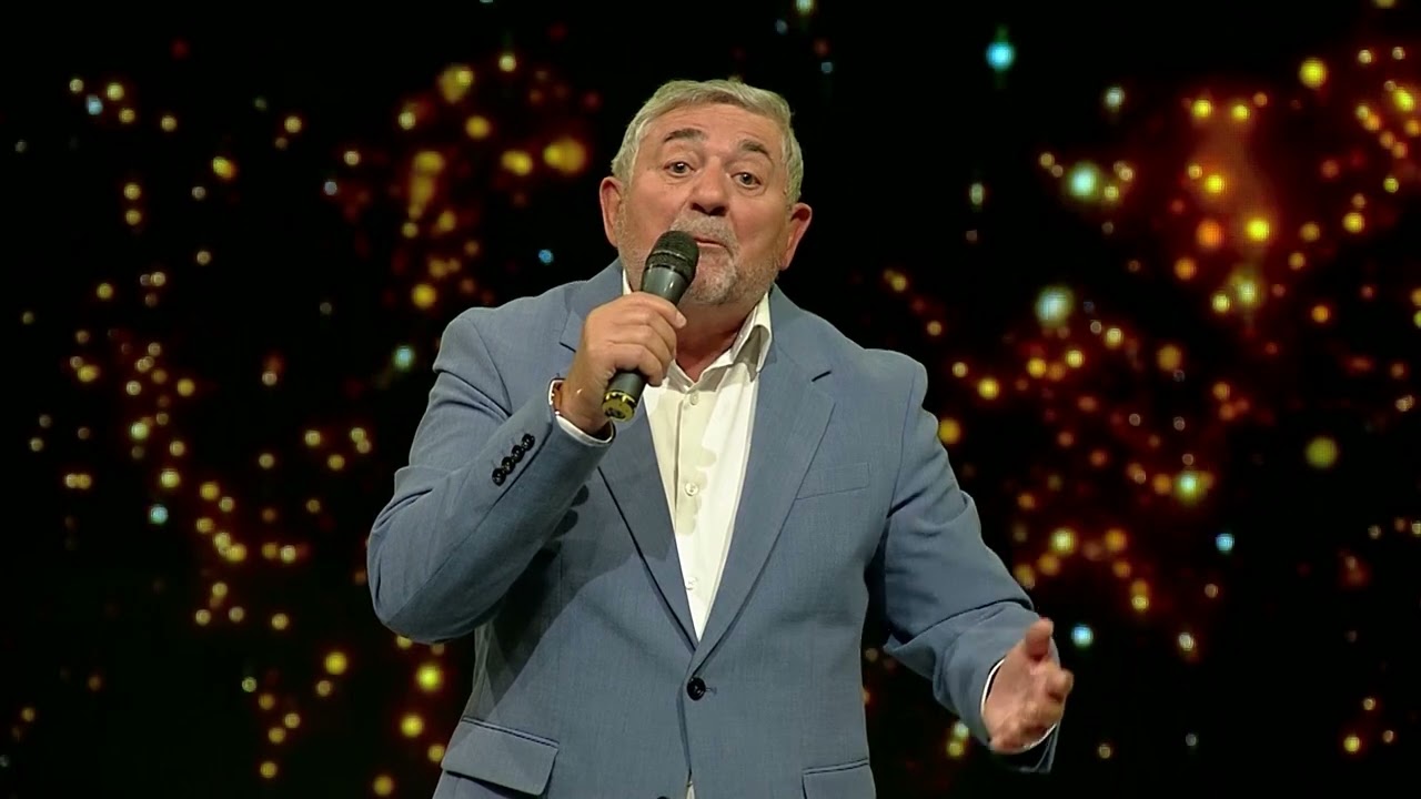 Radisa Urosevic- Ja sam momak sumadinac- Ork.Aca Krsmanovic LIVE