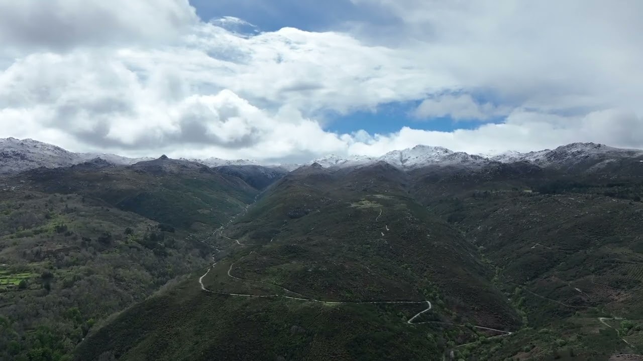 El Xures de blanco.