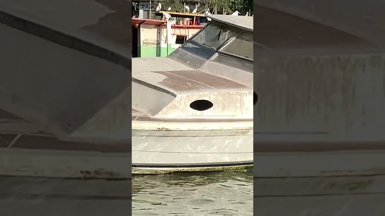 Barcos abodonado na angras dos reis RJ  os barcos &agrave; venda