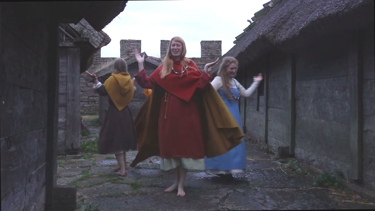 Singing a Swedish folk song - Var det du eller var det jag?