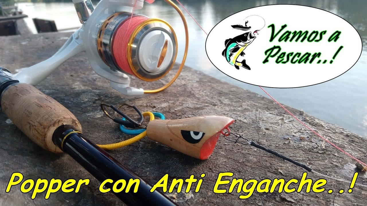 Señuelo Popper con Anzuelo doble y Anti Enganche