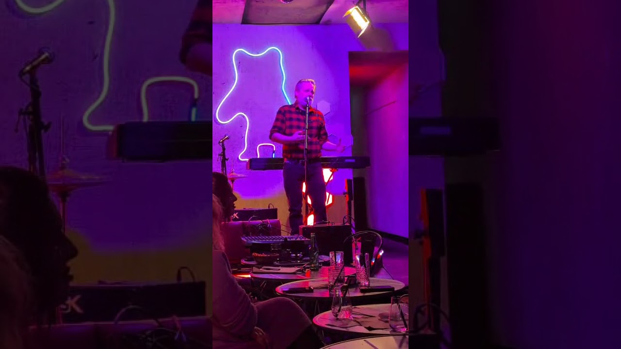 Neil Ross, Standup Poetry, Teddy Beer Open Mic, Dec 11, 2025