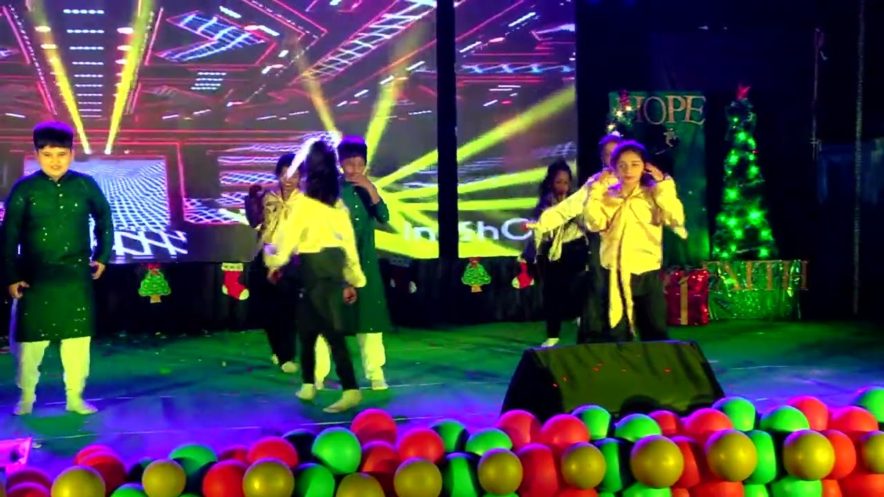 Bollywood dance by Std 5th