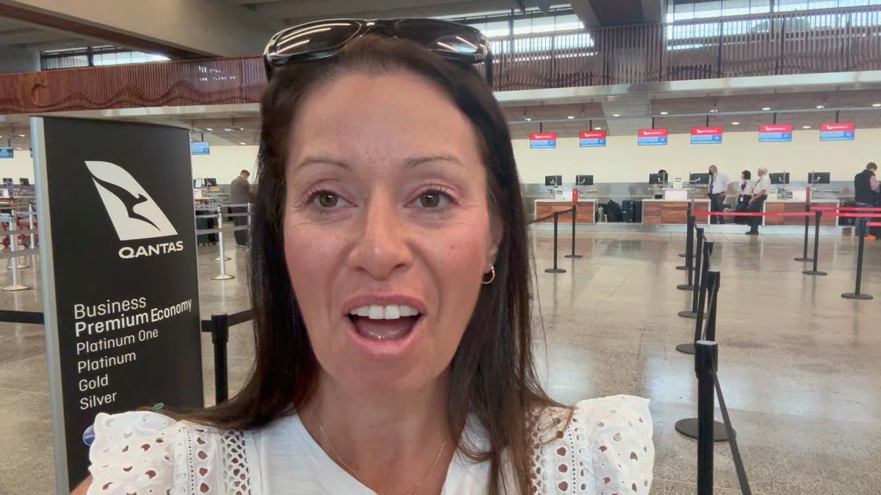 Qantas Airways Premium Economy | Honolulu to Sydney | Boeing 787-9 Dreamliner #qantaspremiumeconomy