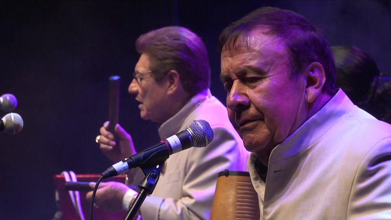 Mazatlan - Los Cometas de Mike Laure (En Vivo)