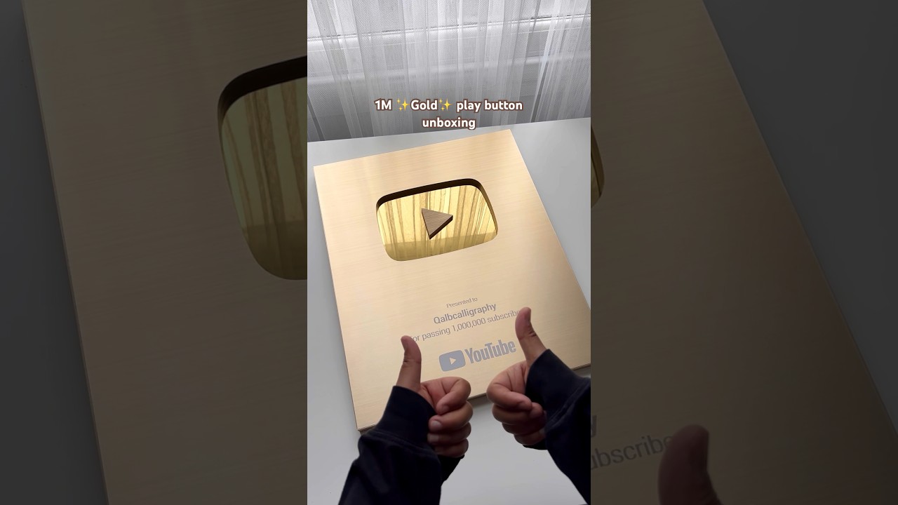 Feeling so grateful 🥹 unboxing my 1M Gold Play button from YouTube ✨ #art #artshorts #shorts