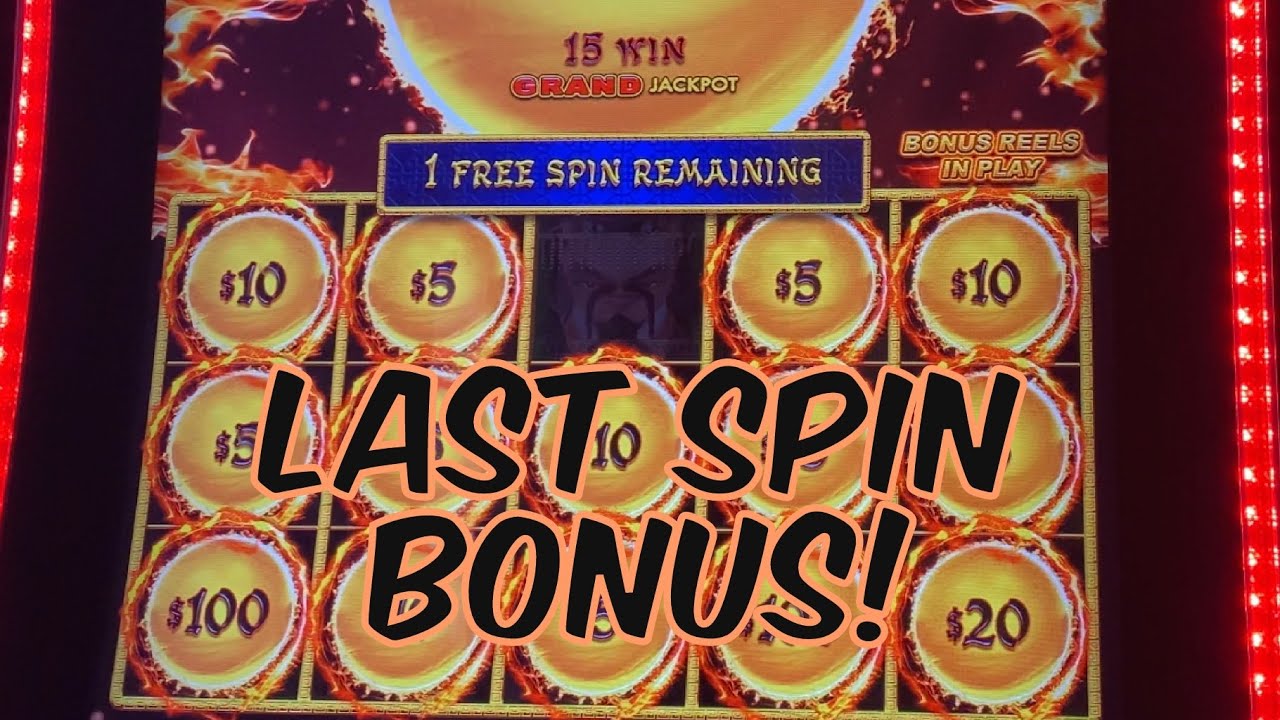 WE GOT A SWEET LAST SPIN BONUS WITH $0 IN THE SLOT MACHINE! GOLDEN CENTURY DRAGON LINK FOR THE WIN!