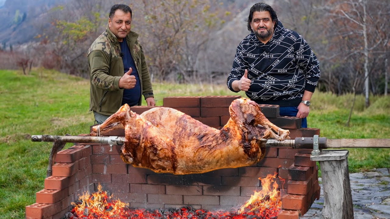 يوم من حياة مدونين الطبخ على اليوتيوب! | الطبخ مع طباخ الحياة البرية