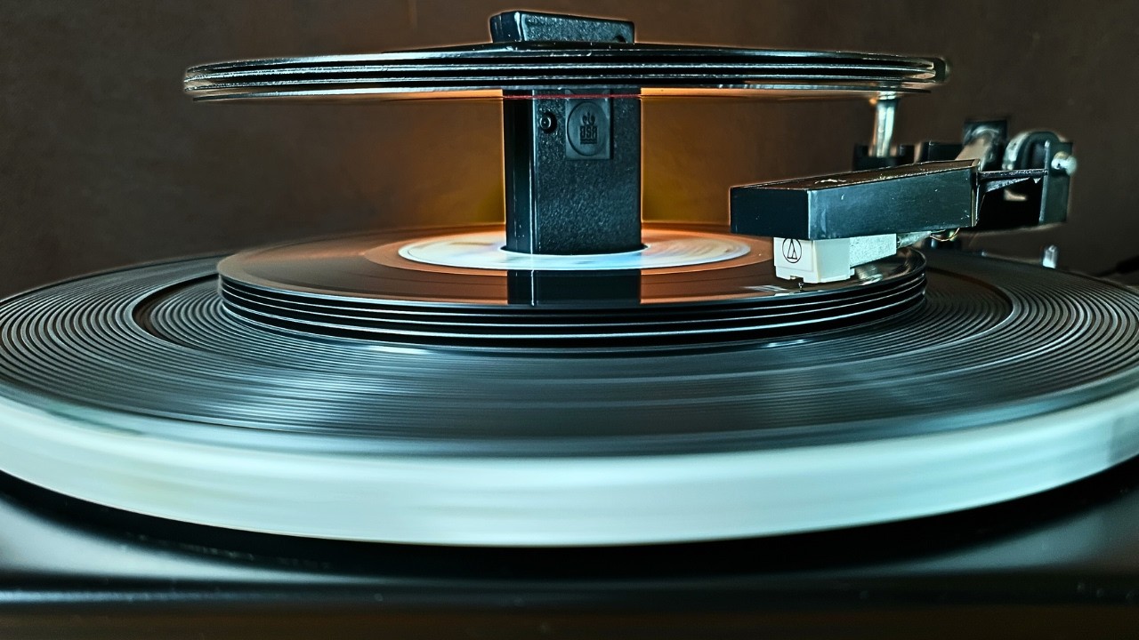 1972 BSR Record Changer — Function Demo
