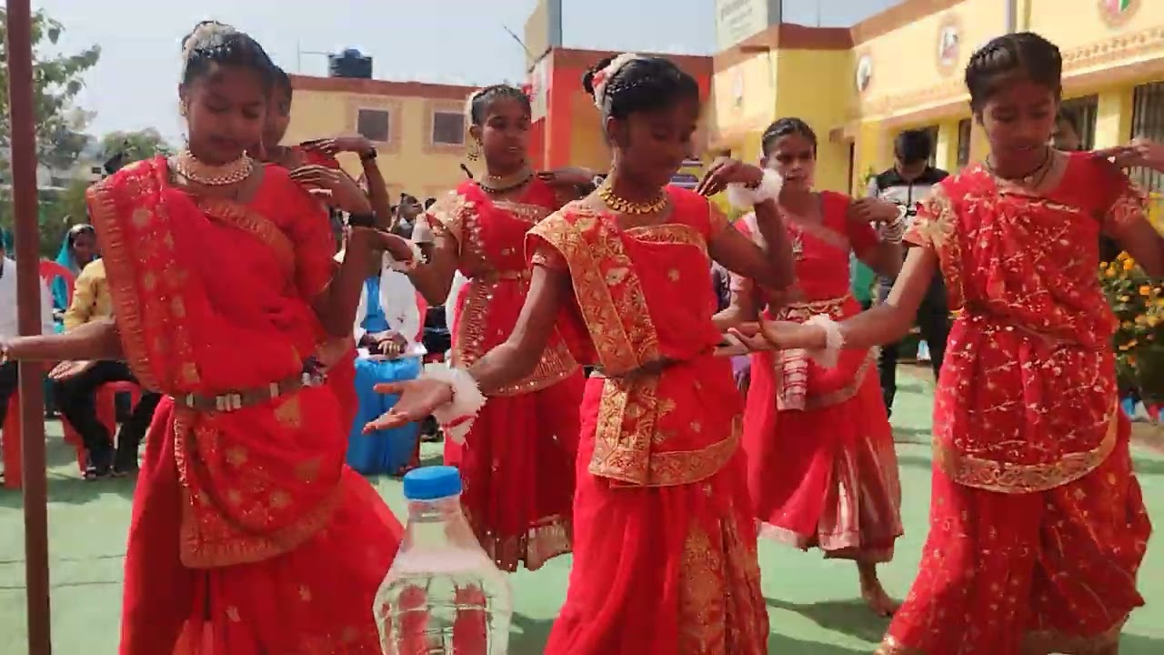 Chhatisgarh local dance performance at Mungeli for welcome