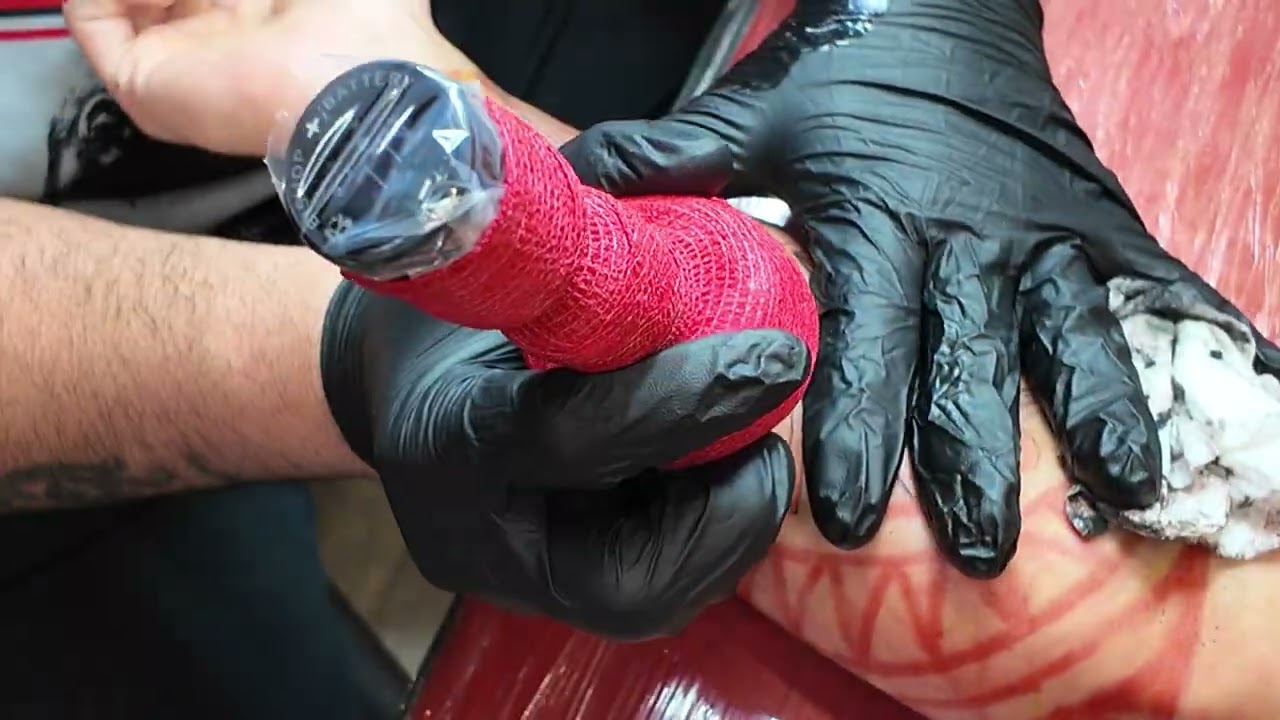 HAWAIIAN TRIBAL TATTOO