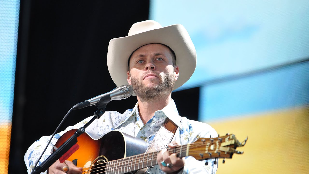 Charley Crockett - Jukebox Charley (Live at Farm Aid 2022)