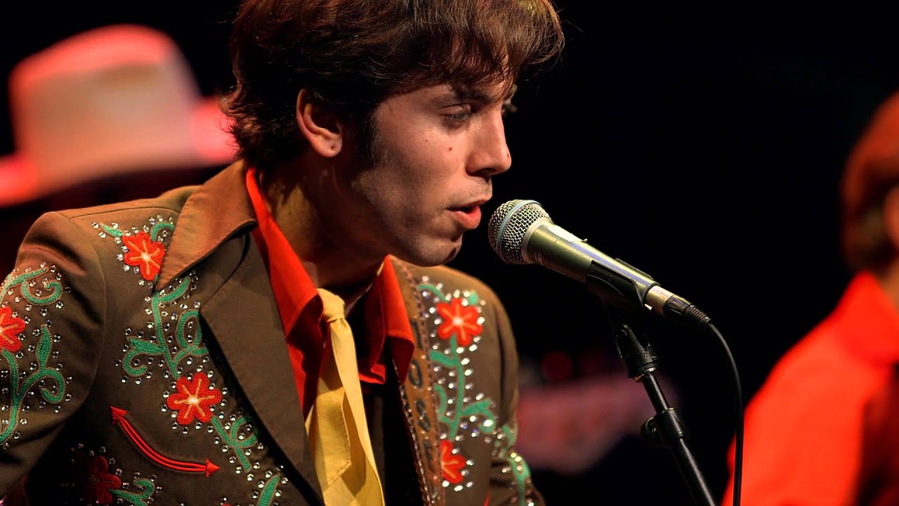 DANIEL ROMANO & THE TRILLIUMS - Helen's Restaurant