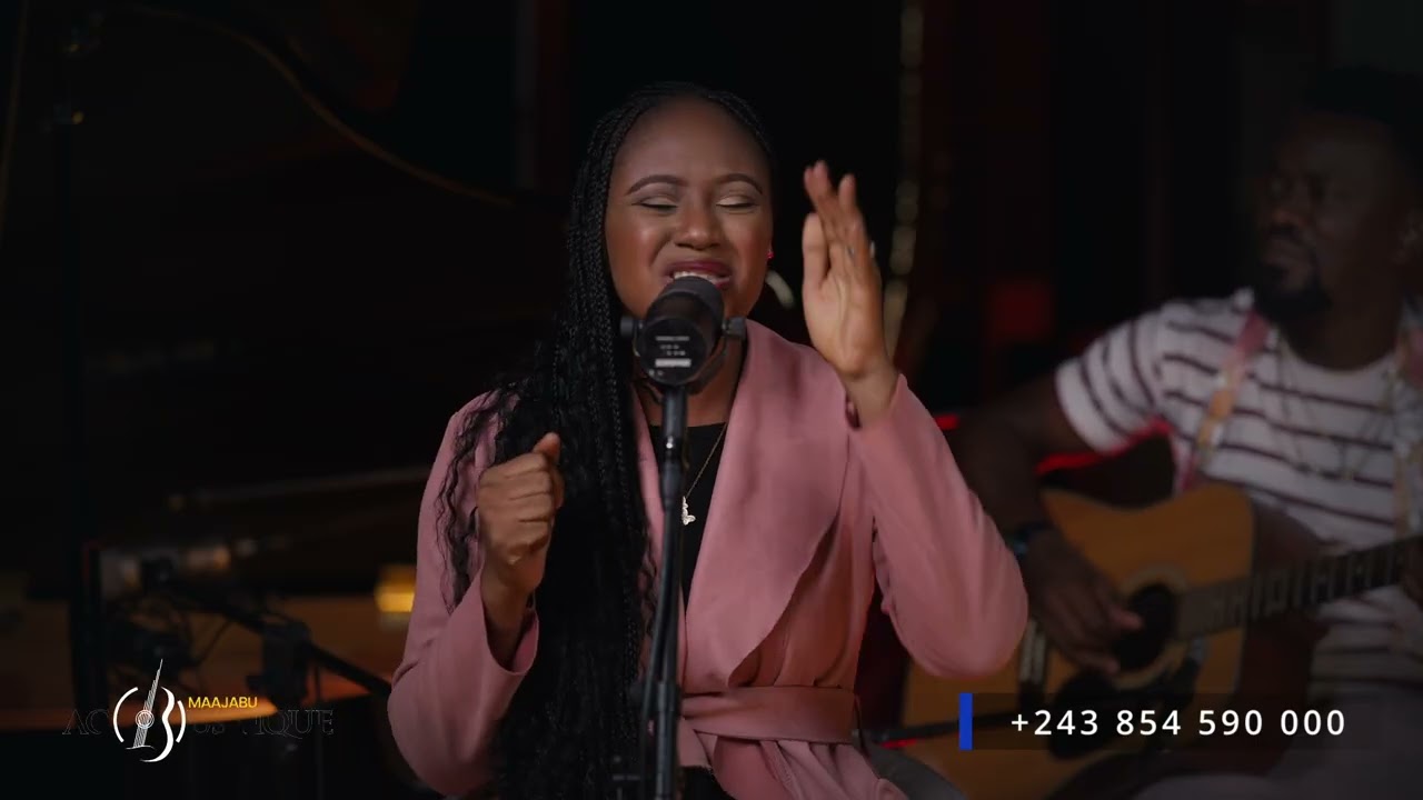 Maajabu Acoustique | Naomie Muteba – Une voix, une adoration 