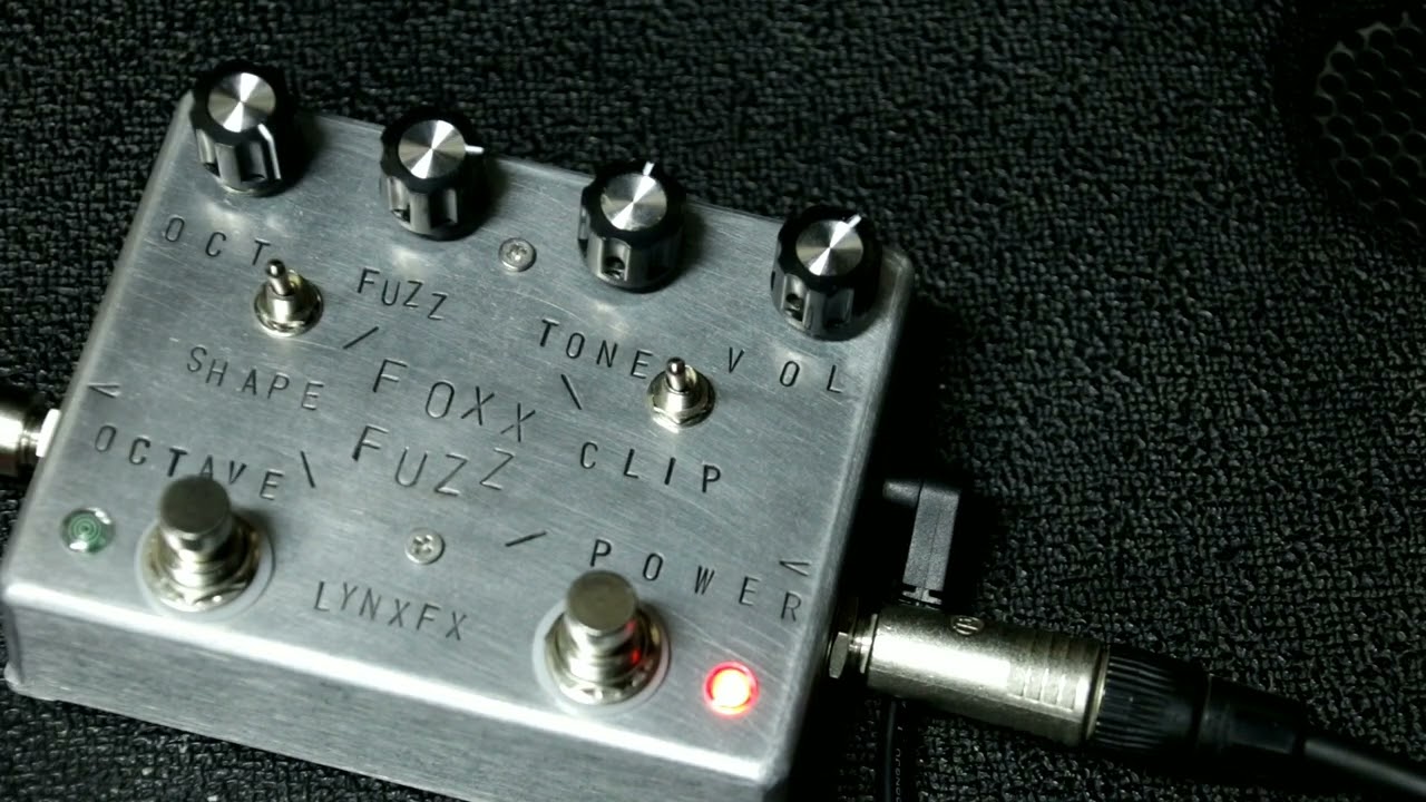 Lynx.FX Loose Riffs: Foxx Fuzz (Foxx Tone Machine variant)