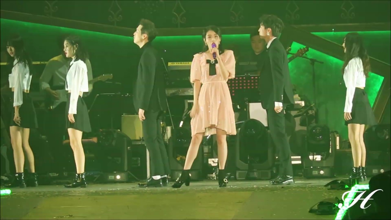 [직캠/Live] 어젯밤 이야기_아이유(IU)