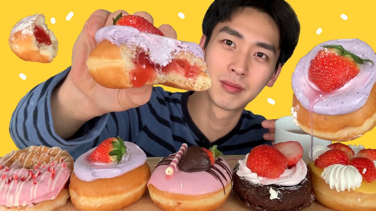 크리스피크림 딸기 도넛 먹방 Krispy Kreme Strawberry Doughnuts eating sound Mukbang