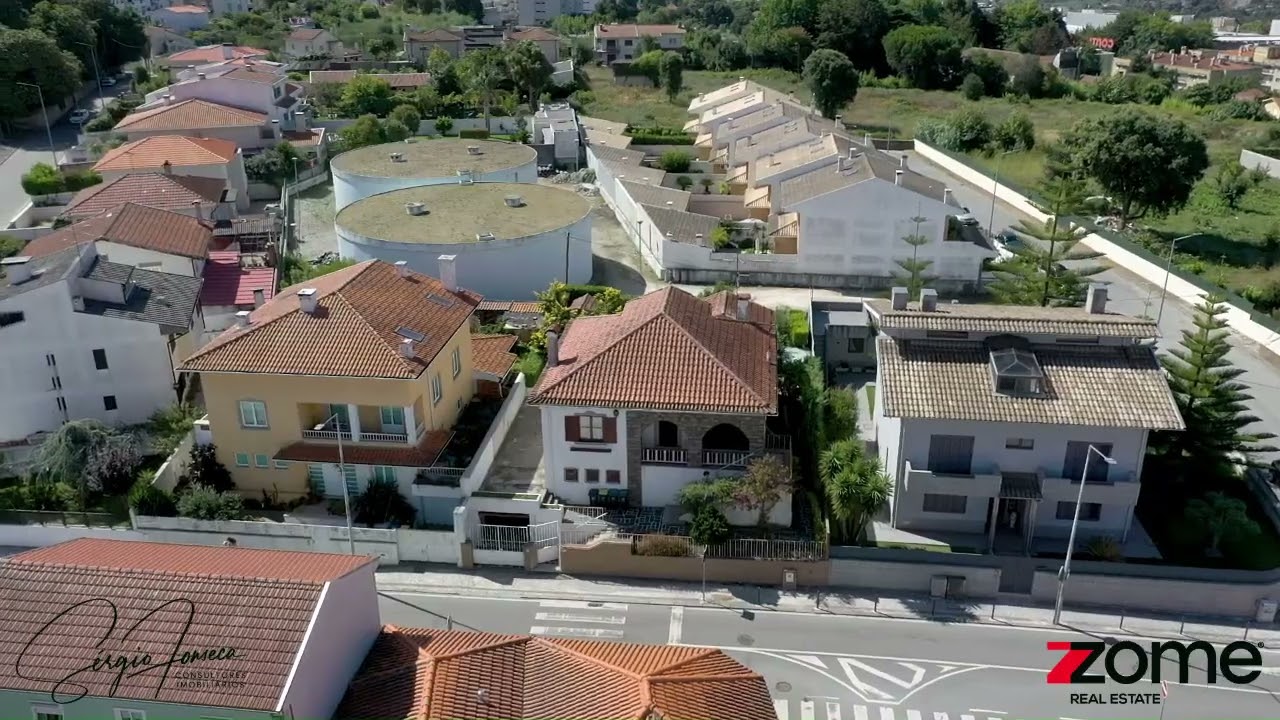 Moradia Rua Enedina Garcia, centro de São João da Madeira - Video Drone