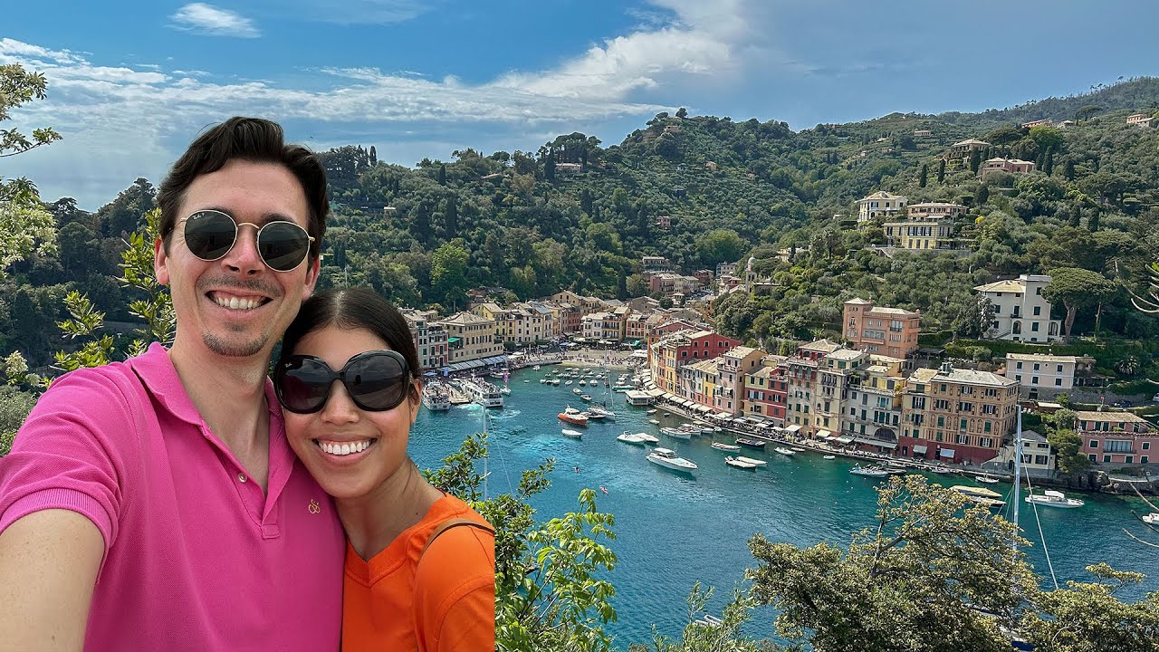 Crazy crowds and big boats in Portofino!