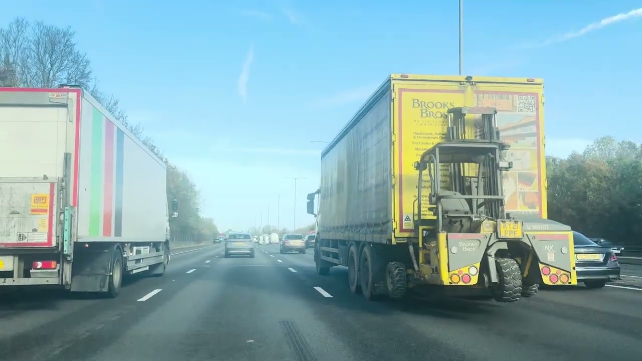 M25 London Near Heathrow Busy amid Half Term | October 2025